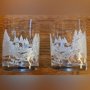 Avon President's Club "Christmas Through the Woods" drinking glasses, set of 2
